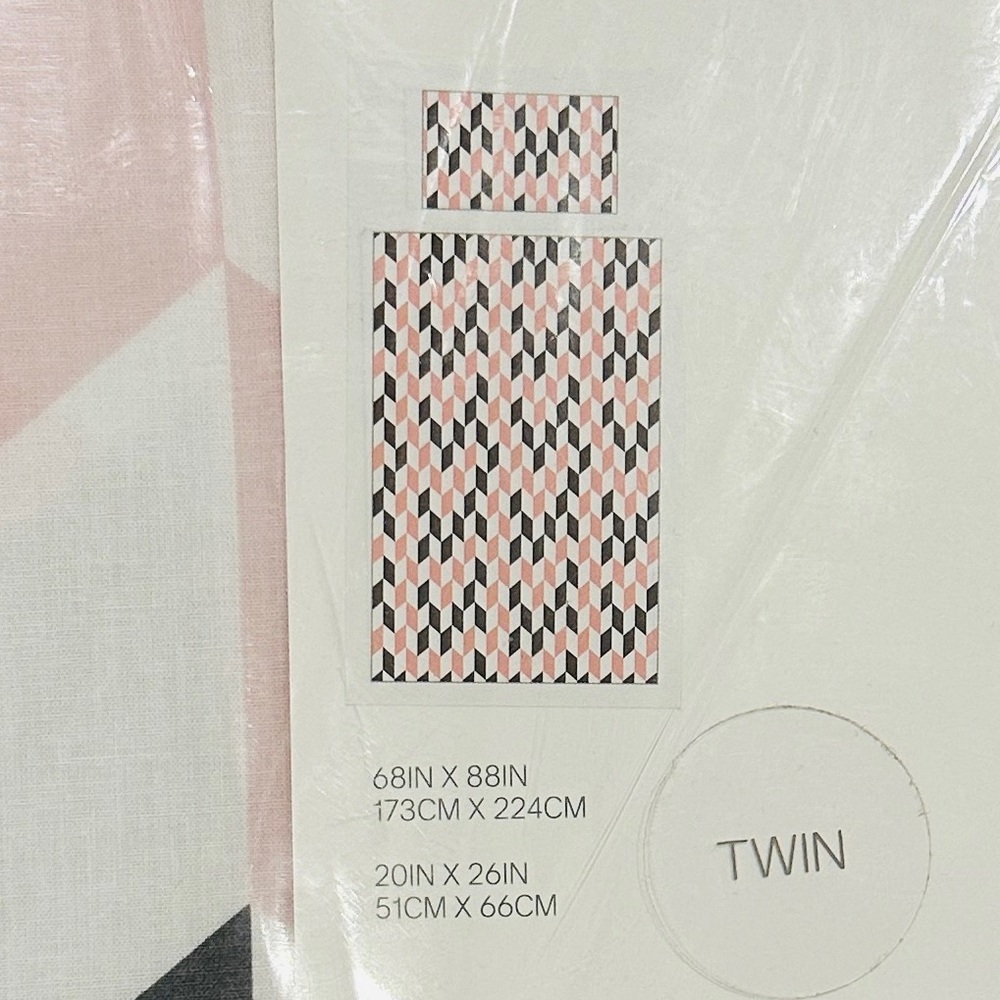H&M Pink and Black Patterned Duvet Cover set NWT